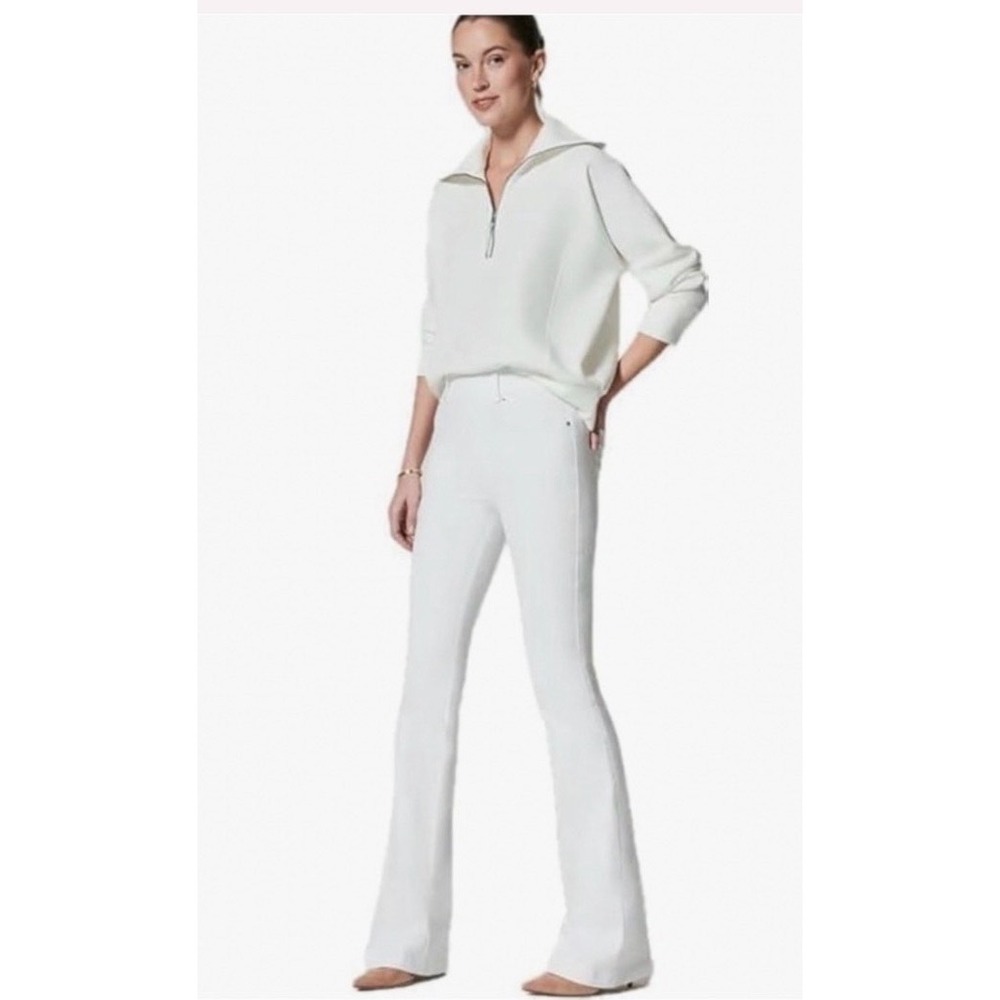 SPANX White Kick Flare Jeans Pull On High Rise Stretch Denim 20349R Small S/CH/P